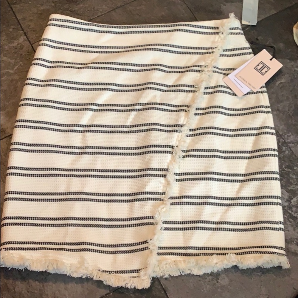 Ivanka Trump envelope skirt